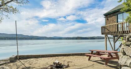 Stunning Newfound Lake Waterfront Home with Private Beach & Dock!