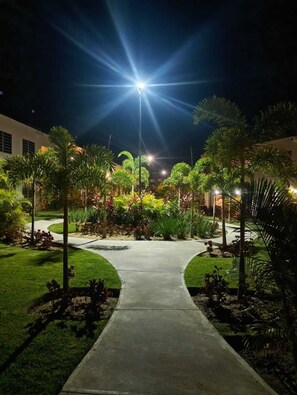 Property grounds - Quiet House with Pool, Surrounded by Nature (San Clemente de Lima)