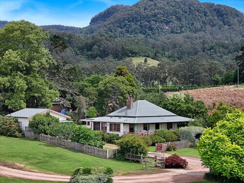 Magnolia Cottage by Rangers Kangaroo Valley