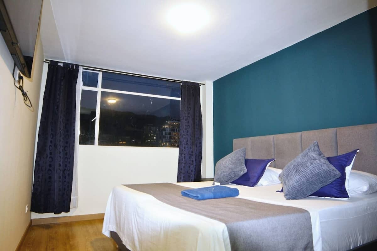 Classic Double Room | Down comforters, desk, free WiFi, bed sheets