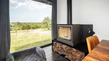 House, Multiple Beds, Hot Tub, Garden View (232 Spring Combo) | View from room