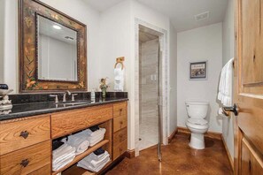 Cottage, Multiple Beds, Patio, Garden View (9996 US-290 Combo) | Bathroom - Charming Cottages Steps From Messina Hof Wine Tast (Fredericksburg)