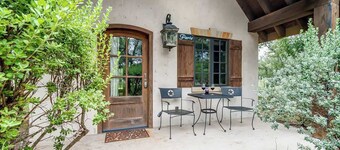 The Manor Haus at Messina Hof Hill Country Winery-paris Haus