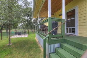 Exterior - Farmhouse Charm 10 Min to Downtown, Pet Friendly! (Fredericksburg)