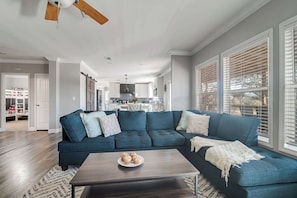 House, Multiple Beds, Patio (7994 W US-290) | Living area - Hye Life in the Hill Country! (Johnson City)