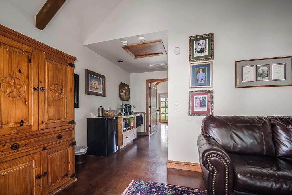 Ferienhaus, 1 King-Bett, Terrasse (9996 US-290 Pres) | Wohnbereich