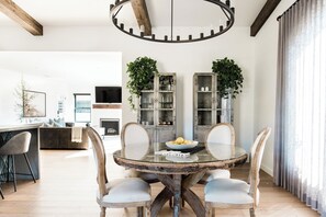 Unclassified image, 5 of 20, button