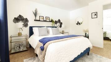 2 dormitorios, escritorio, tabla de planchar con plancha y wifi gratis