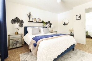 2 bedrooms, desk, iron/ironing board, free WiFi