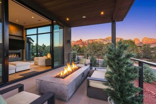 Luxury Sedona Retreat w/ Stunning Red Rock Views