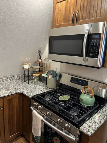 Peaceful A-Frame Chalet With HOT TUB!