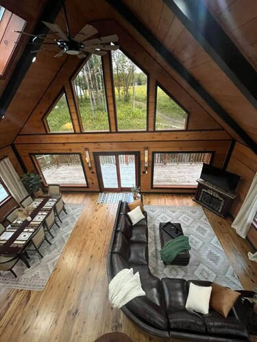 Meadow Ridge Lodge & Apartment for Large Groups