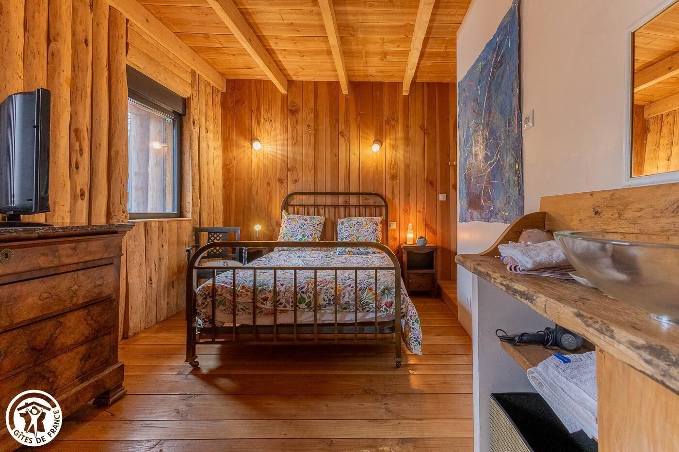 5 quartos, Wi-Fi de cortesia