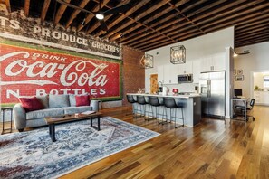 Luokittelematon kuva, 2 kautta 24, painike