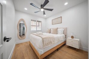 1 室のベッドルーム、WiFi、ベッドシーツ