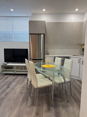 Nicht klassifiziertes Bild, 3 von 15, Schaltfläche