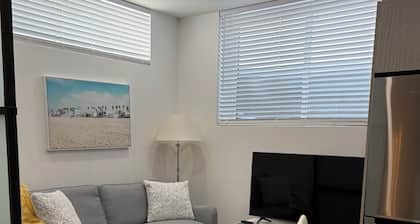 Elm Suite Retreat near the Pearson International Airport