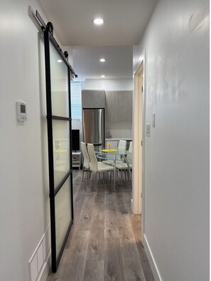 Interior - Elm Suite Retreat near the Pearson International Airport (Toronto)