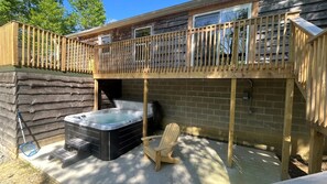 Unclassified image, 4 of 57, button - Buck Run Cottage in the heart of Hocking Hills with Wi-Fi & Spectrum TV. (Logan)