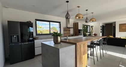 Magnifique maison de standing avec piscine â Saint-FĂ©liu-dâAvall (PyrĂ©nĂ©es-Orientales)