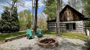 Unclassified image, 4 of 32, button - Frontier Cabin in the heart of Hocking Hills with Wi-Fi & Spectrum TV. (Logan)