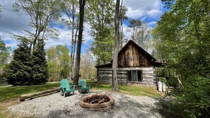 Unclassified image, 3 of 32, button - Frontier Cabin in the heart of Hocking Hills with Wi-Fi & Spectrum TV. (Logan)