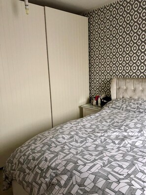 2 bedrooms, iron/ironing board, WiFi, bed sheets - Cosy 2BR in North London with great links to Central and City of London (London)