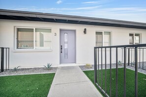 Exterior - The Arcadia Lite Hideaway Apartment (Phoenix)