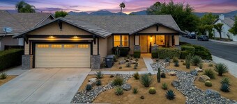 Nectar Nest, Video Tour, Pool, Spa, Fire Pit Arcade Game Room, King Master Suite