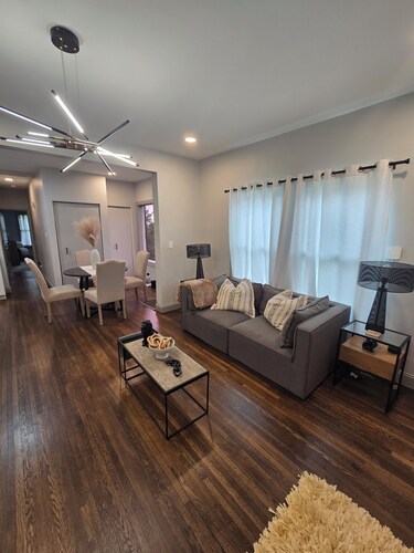 Blue Hills - 2-bedroom apartment 8 minutes from University of Alabama-Birmingham