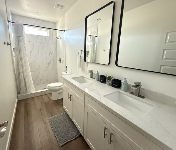 Unclassified image, 1 of 20, button