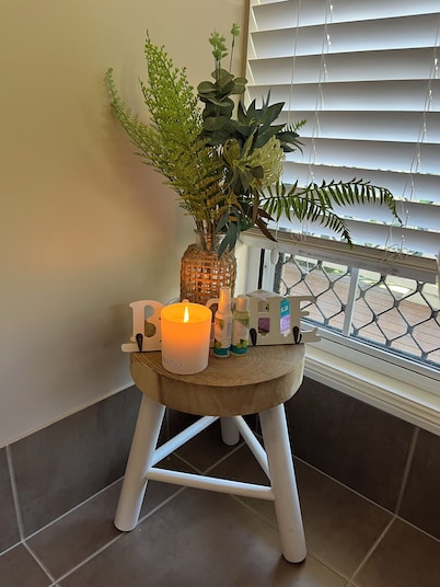 Cosy country cottage in Coominya.
Walking distance to Brisbane Valley Rail Trail