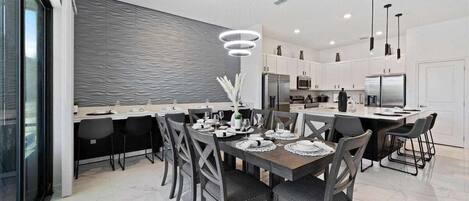 Maison (Multiple Bedrooms) | Intérieur