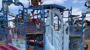 A water play area with slides and water features. - Fv49 Wow Stunning Single Level Home Next to Golf Course and Mt Washington Hotel (Bretton Woods)