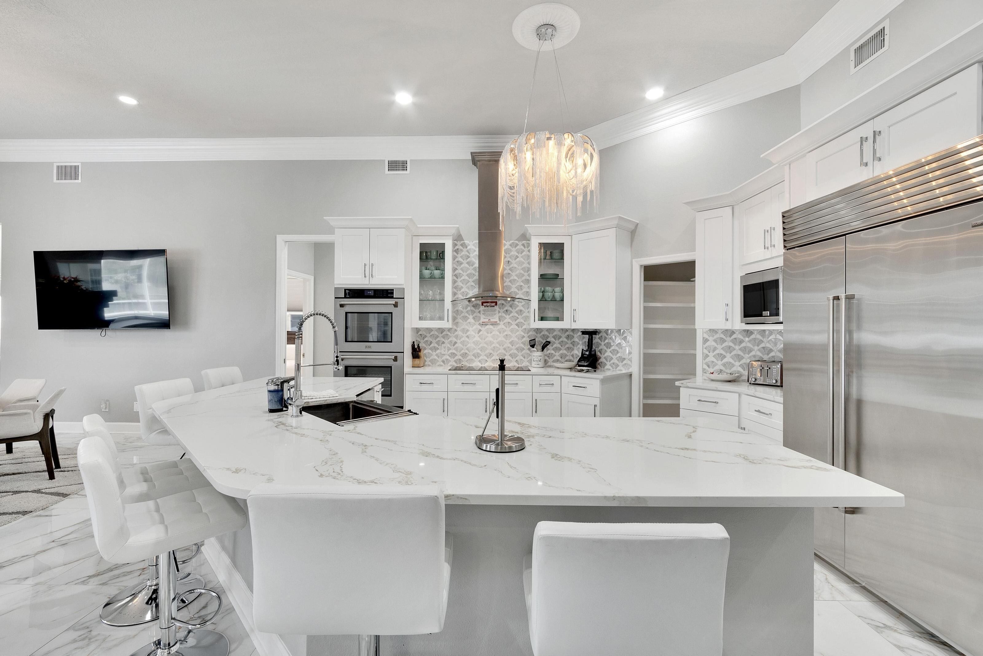 House (5 Bedrooms) | Interior