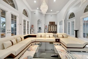 Casa (5 Bedrooms) | Interior