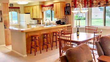 Villa (2 Bedrooms) | Interior