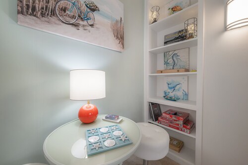 6700 Sunset Way Unit 702