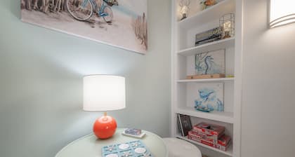 6700 Sunset Way Unit 702