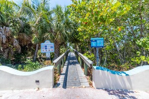 Interior - Newly Renovated 2 Beds 2 Baths Condo in St Pete Beach (St. Pete Beach)