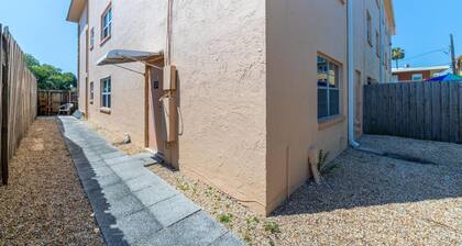 Newly Renovated 2 Beds 2 Baths Condo in St Pete Beach