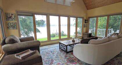 Lake Days Getaway - Lakeside Family Escape Near Hillsborough