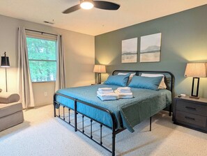 House (4 Bedrooms) | Interior - Lake Days Getaway - Lakeside Family Escape Near Hillsborough (Hillsborough)