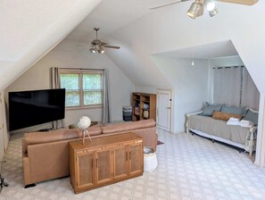 Rumah (4 Bedrooms) | Interior