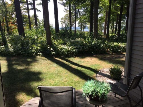 Grand Traverse Bay Waterfront Condo 5680