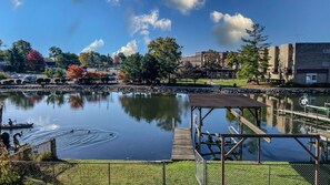 Apartment (3 Bedrooms) | Interior - The Riverwalk Retreat on the Fox - Waterfront Vacation Rental in Downtown Mchenry 3br/2ba Home With Private Pier (McHenry)