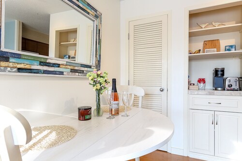 Lovely Beachside Studio 5679