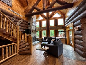 Chalet (5 Bedrooms) | Interior