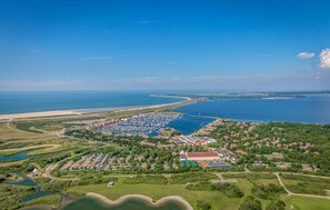 Unclassified image, 4 of 19, button