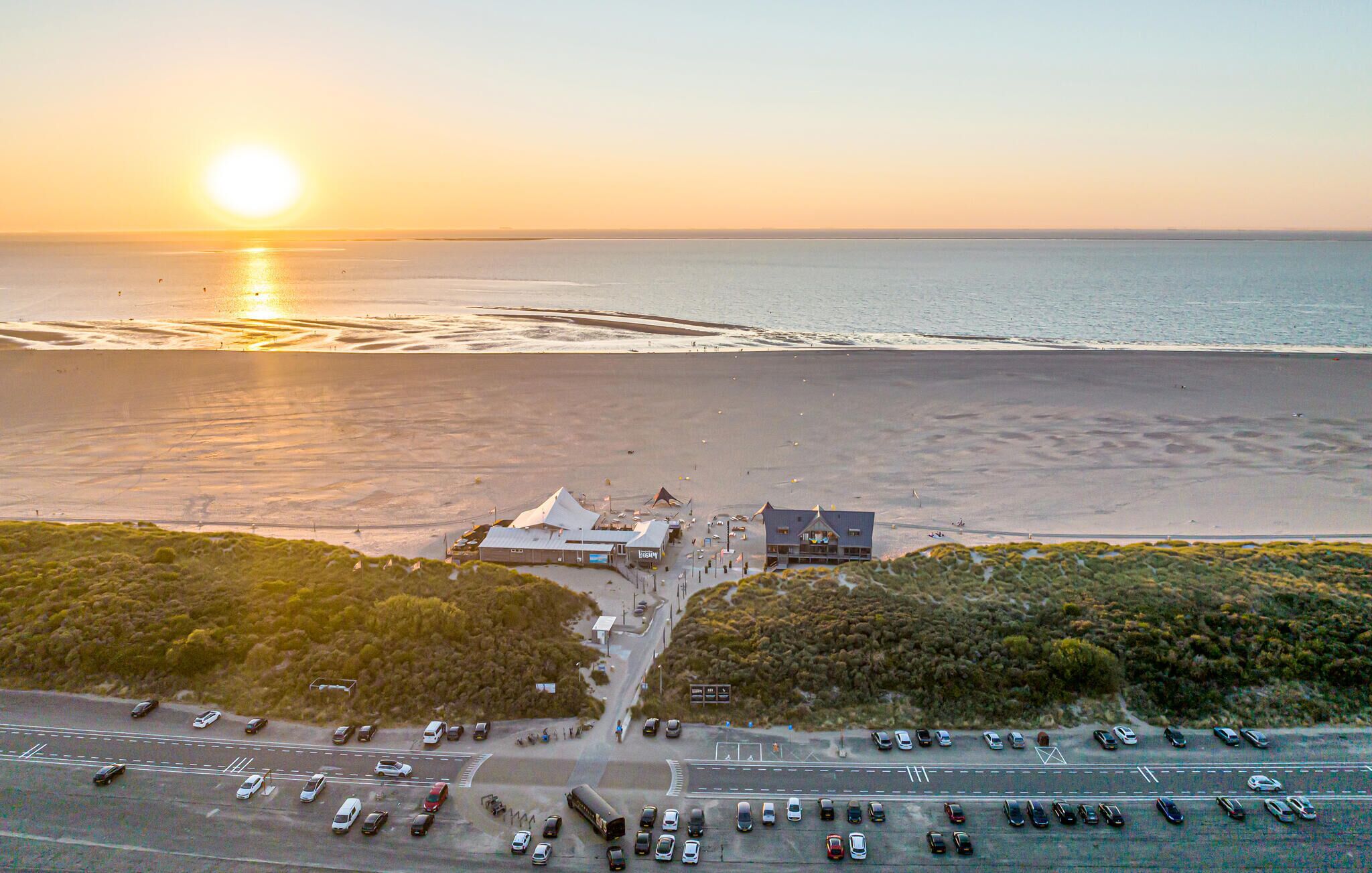 Vlak bij het strand, vissen
